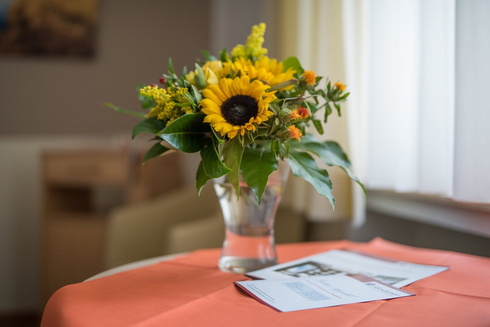 Eine Blume in einer Vase